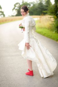 yourshape-korsett-hochzeit-brautkleid-weiß-creme-2