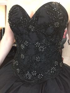 yourshape-korsett-perlen-hochzeit-schwarz-reifrock-gothic-10-8